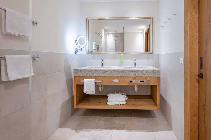 Ganze Wohnung, Appartement Mizzi - AlpHus Appartements in Bregenzerwald (Vorarlberg), Warth