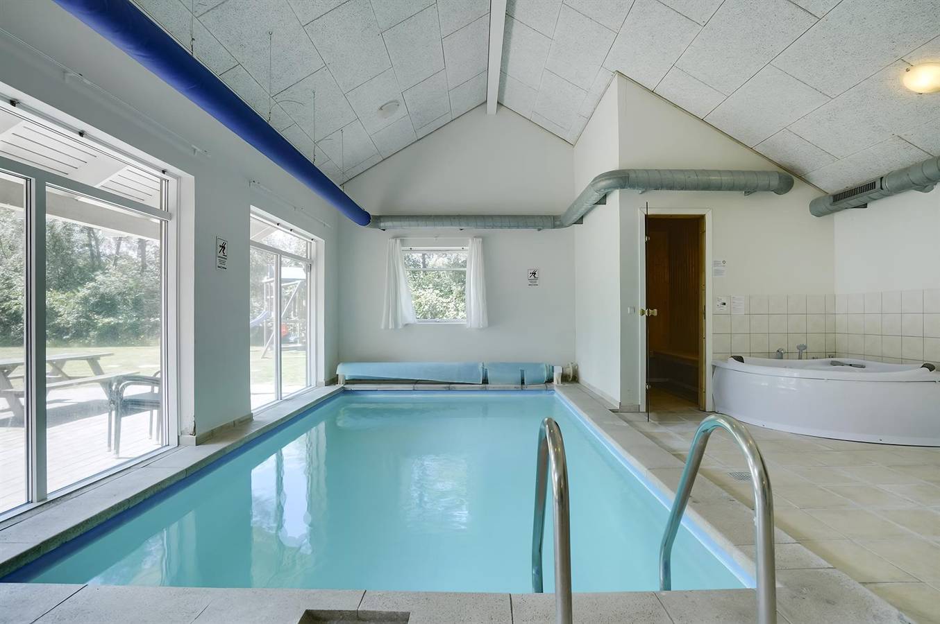 Pet friendly home in Rødby with sauna in Hyldtofte Østersøbad, Rødby