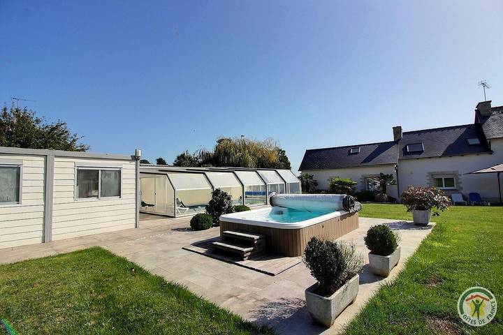 Gîte für 6 Personen, mit Ausblick und Garten sowie Sauna und Pool - 1