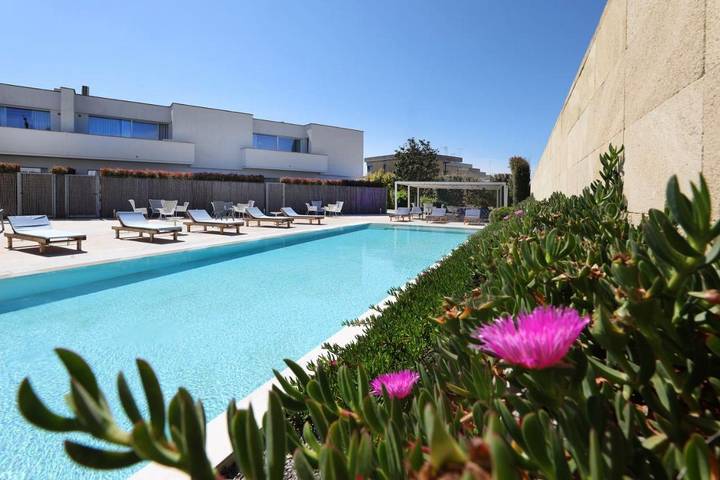 Appart’hôtel pour 3 personnes, avec Jardin et Piscine
