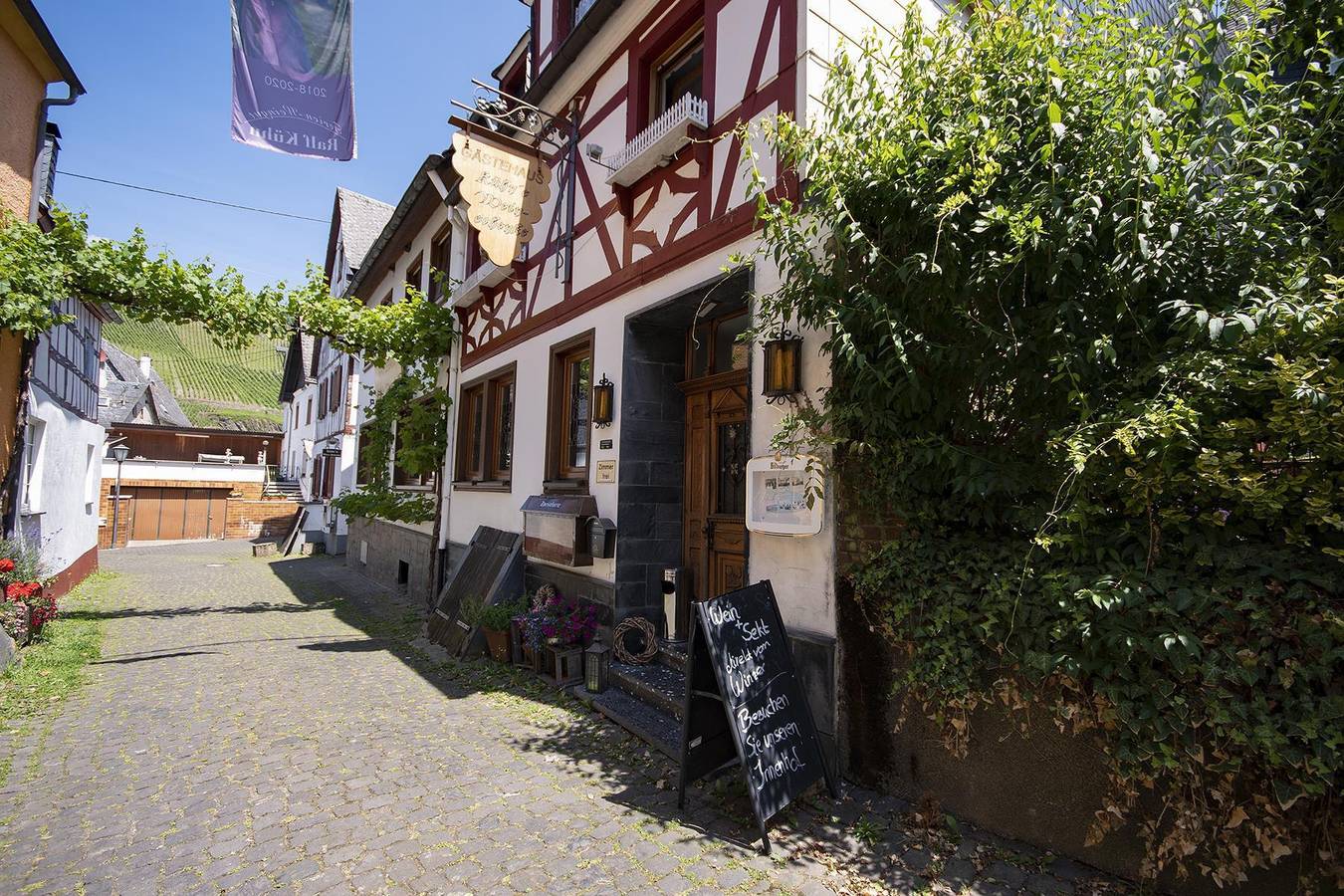 Kühn's Weinschenke in Pünderich, Traben-Trarbach und Umbegung