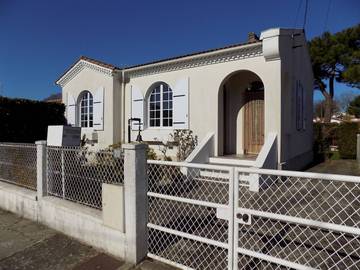 Gîte pour 4 personnes, avec jardin à Saint-Georges-de-Didonne