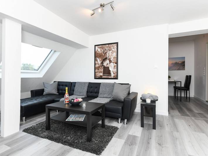 Ganze Ferienwohnung, Haus Auszeit Crusoh in Schweindorf - Ferienwohnung Morgenrot in Schweindorf, Landkreis Wittmund