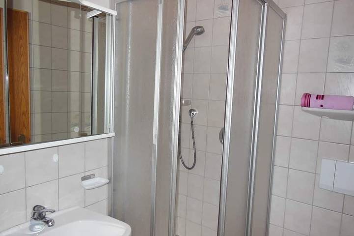 Ferienwohnung für 2 Personen, mit Garten und Balkon in Höfen - 3