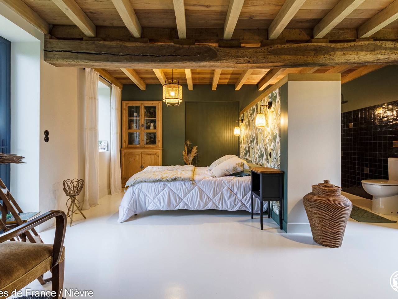 Zen-Haus mit Garten, Haustiere erlaubt, nahe der Loire in Charrin, Nièvre