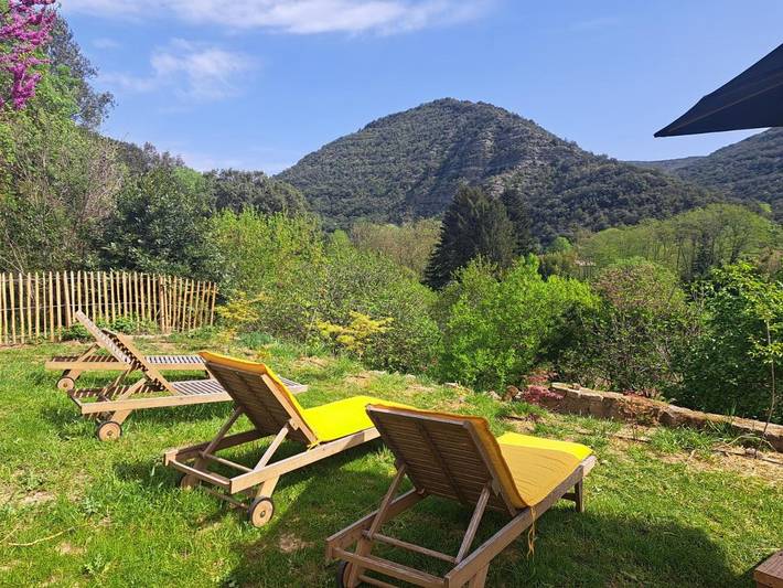 Hôtel pour 2 personnes, avec Terrasse ainsi que Jardin et Vue