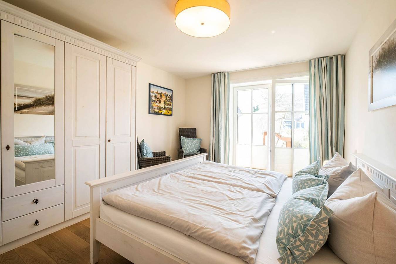 Ganze Wohnung, Wohnen unter Reet - Ferienwohnung für bis zu 4 Personen in Büsum, Dithmarschen