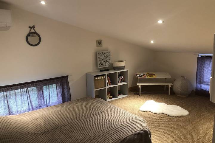 Location de vacances pour 8 personnes, avec jardin à Couze-et-Saint-Front - 4