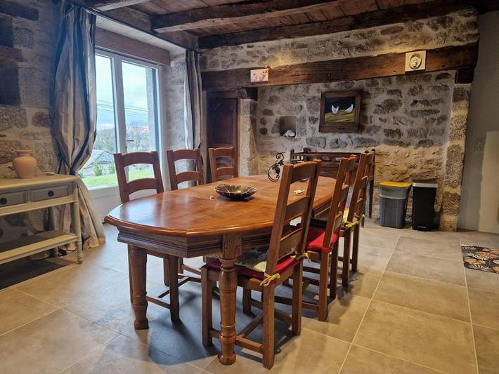 Location de vacances pour 5 personnes, avec terrasse et jardin à Saint-Amans-des-Cots - 4