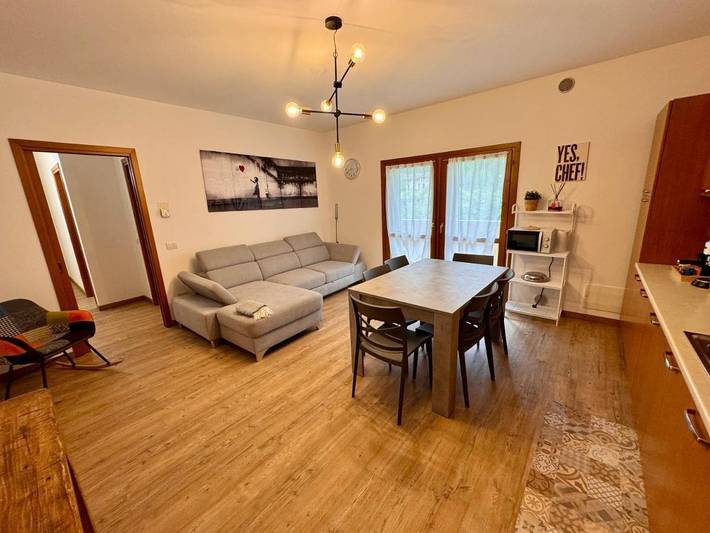 Gîte pour 5 personnes, avec jardin et vue à Follina