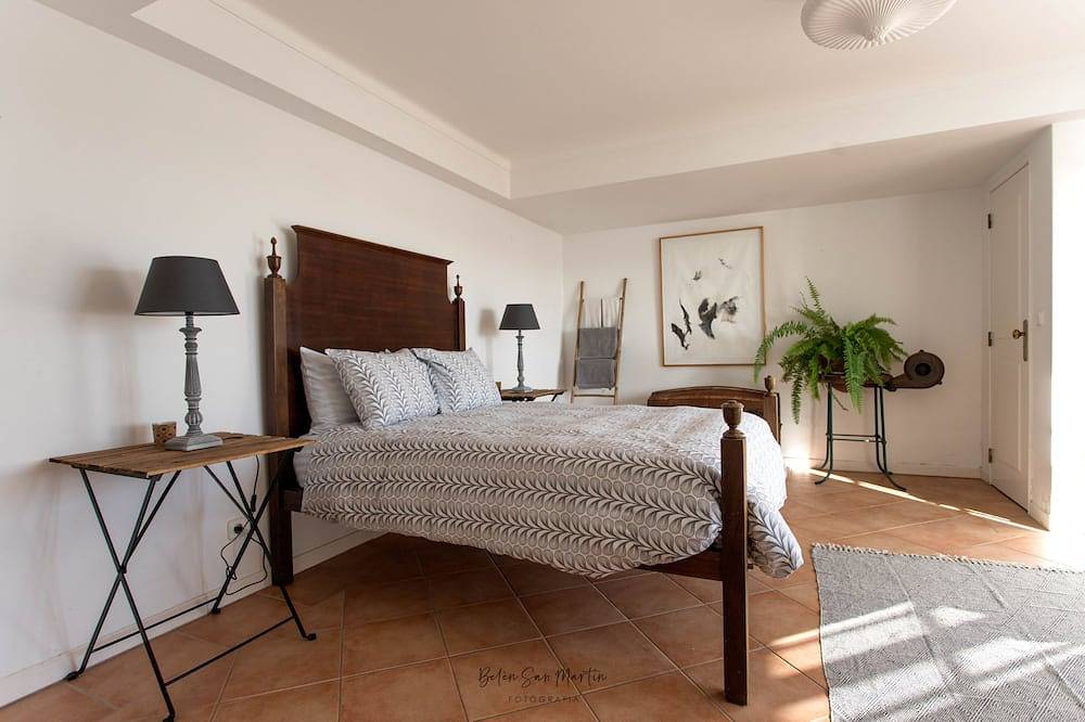 Casa vacanza a Oeste a partire da 141€ a notte