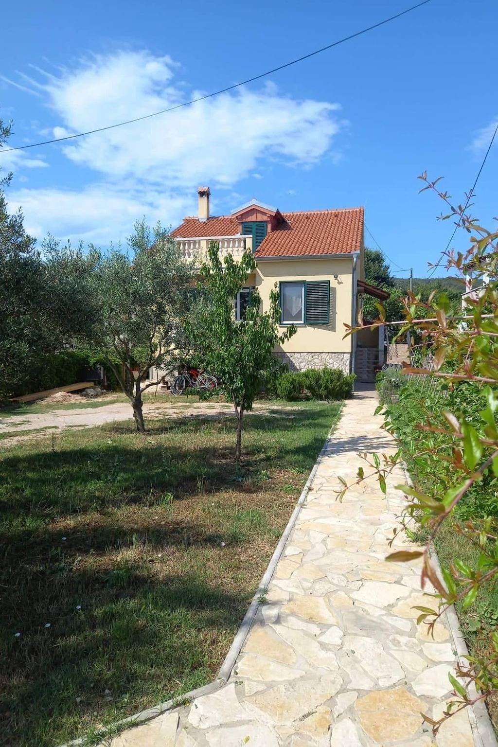 Entire apartment, One bedroom apartment with terrace and sea view Tkon, Pašman A-24280-a in Tkon, Pasman
