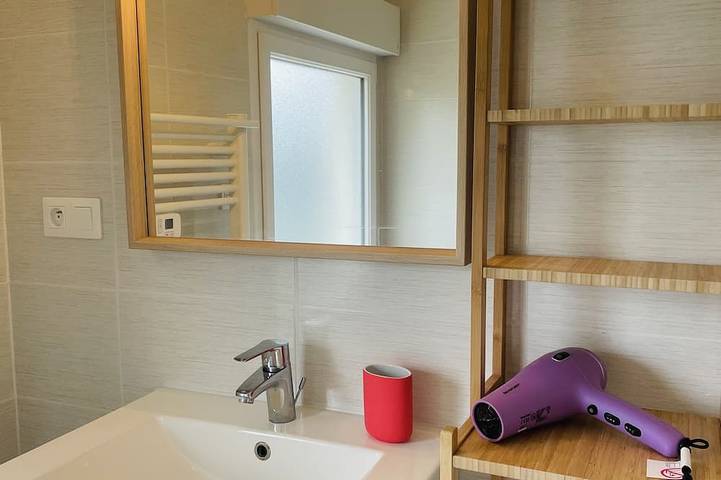 Location de vacances pour 4 personnes, avec jardin et terrasse ainsi que jacuzzi et sauna à Blainville-sur-Mer - 4