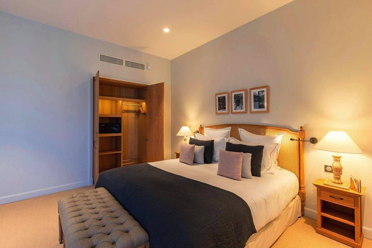 Three-Bedroom Apartment in Cognac, Charente