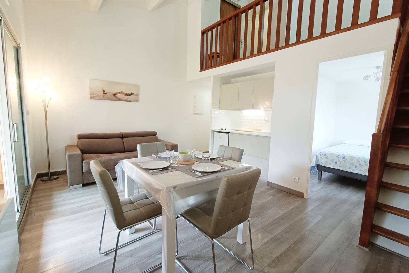 Appartement entier, Appartement vue mer 50 mètres de la plage in Bandol, Région de Toulon