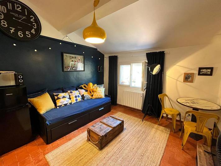 Gîte pour 2 personnes, avec vue à Belgentier - 2