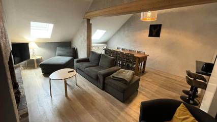 Gîte pour 9 personnes à Albepierre-Bredons