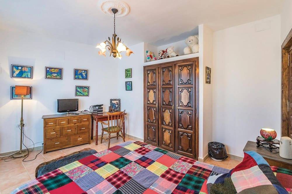 Mooi huis met 2 slaapkamers in Puig. in Vidreres, Costa Brava