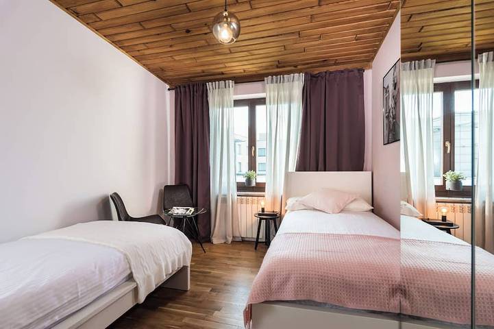 Entire apartment, ★ The Charm of the Center: Double Beauty ★ in Cracow, Lesser Poland