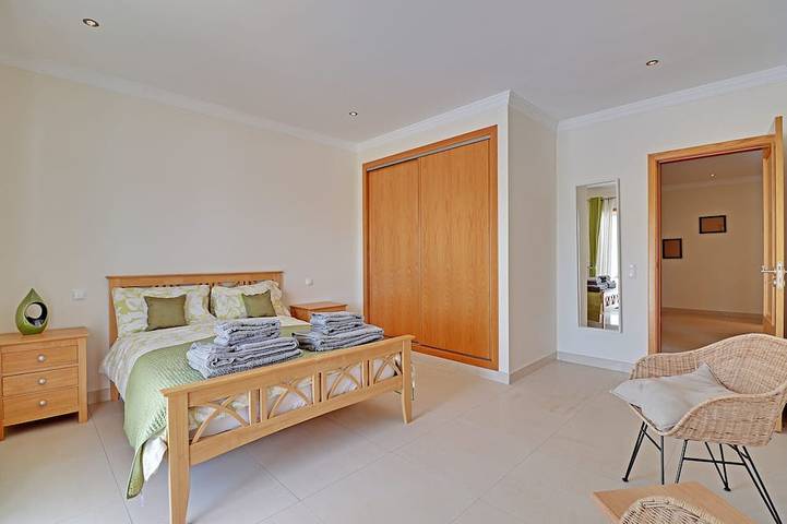 Location de vacances pour 10 personnes, avec jardin dans Alte - 3