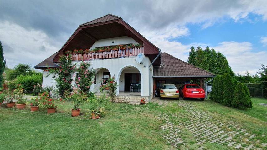 BnB für 10 Personen, mit Garten am Balaton