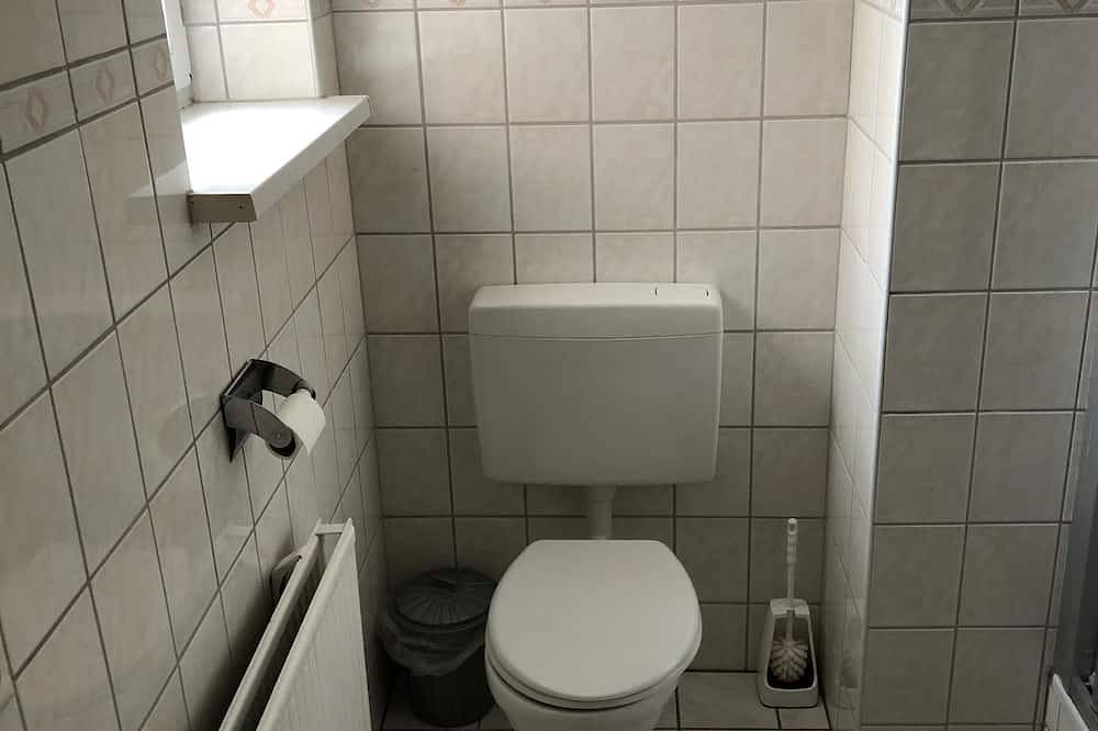 Entire apartment, Vacation apartment for 2 + 1 persons in Mirow from 38 Euro in Mirow, Mecklenburg-Strelitz