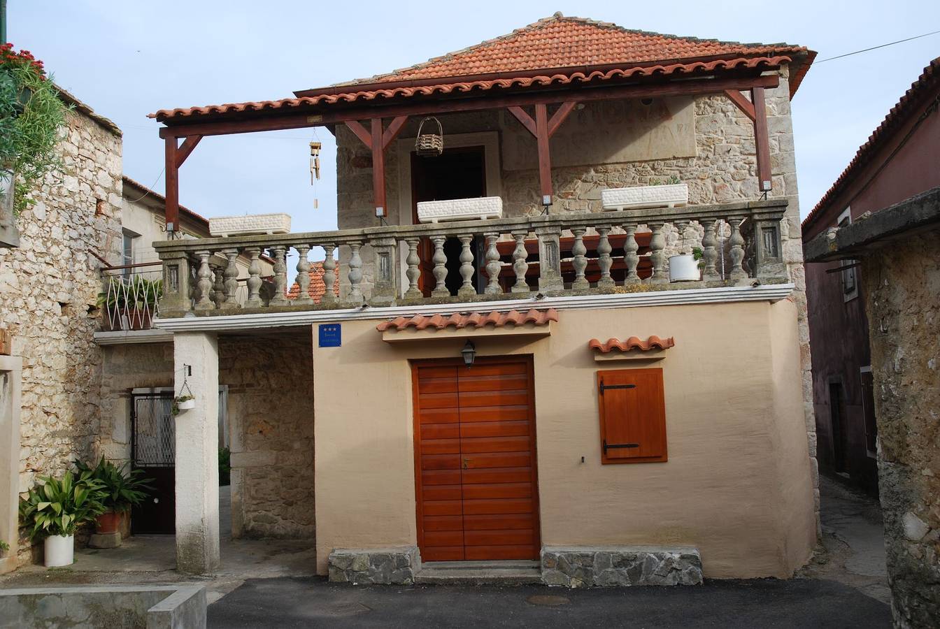 House Moskva in Sukosan, Zadar