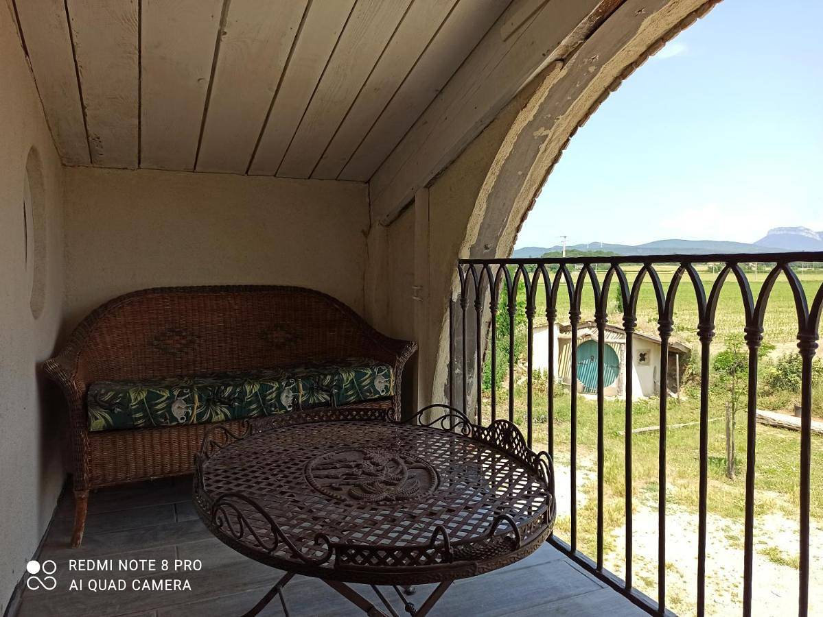 Double Room with Mountain View in Cléon-d'Andran, Région de nyons