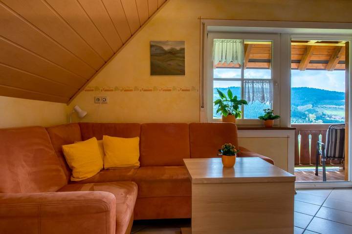 Ferienwohnung für 6 Personen, mit Balkon und Garten in Zell am Harmersbach