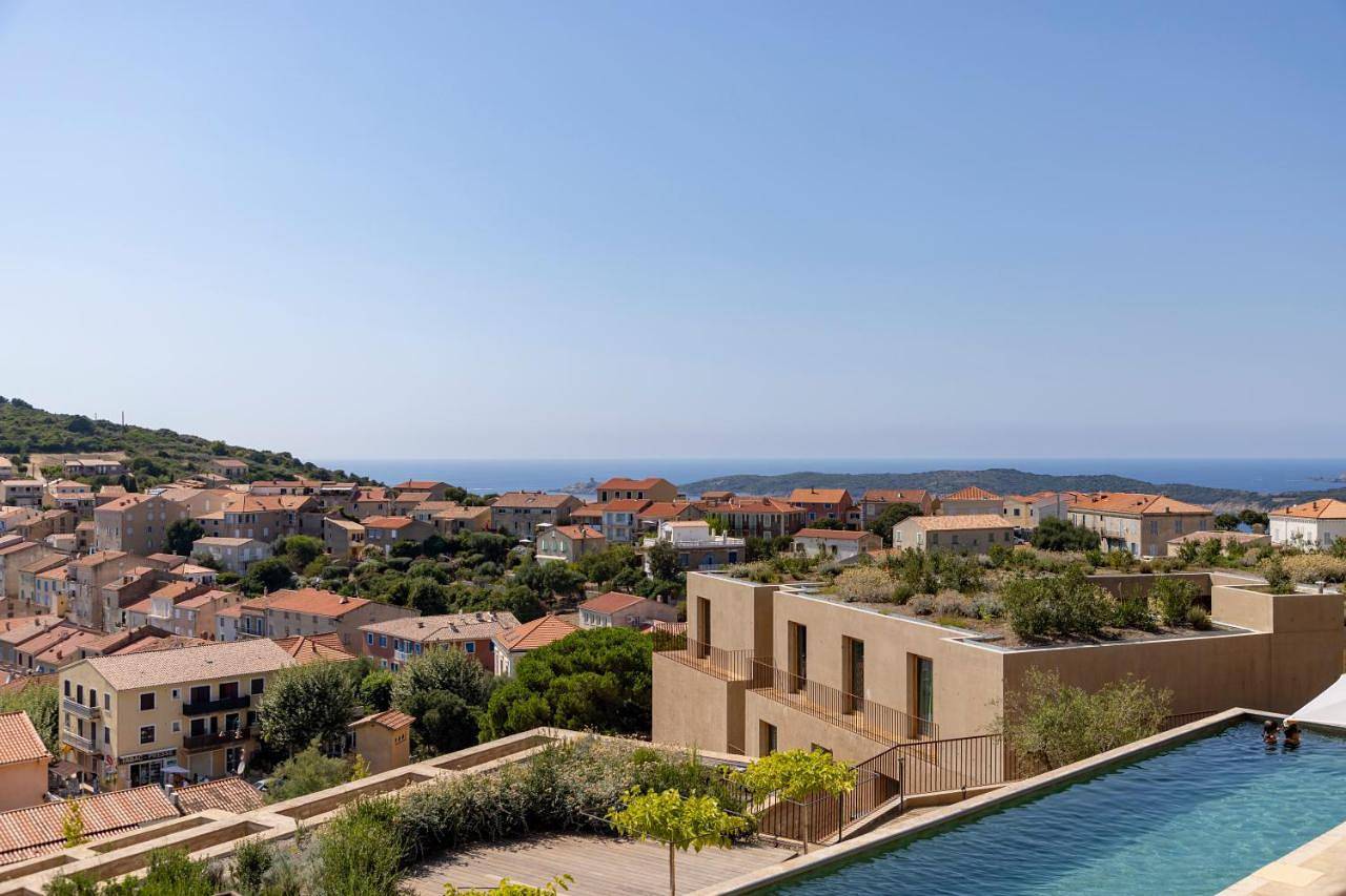Hôtel Mylos - Cargèse, Piscine Intérieure et Extérieure in Cargèse, Parc naturel régional de Corse