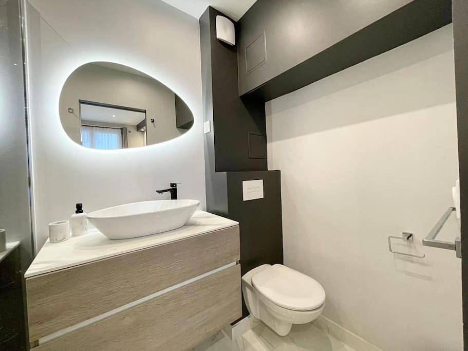 Appartement entier, Charming Studio Paris Marais, République, Bastille in Paris, Île de France