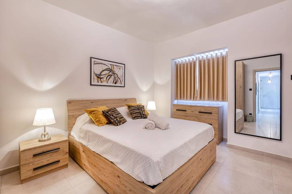 Apartamento inteiro, Amazing apartment with pool in Malta in San Giljan, Ilha de Malta