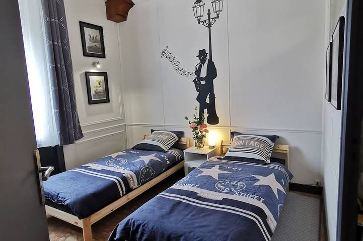 Gîte pour 8 personnes, avec terrasse et jacuzzi à Esbly - 4