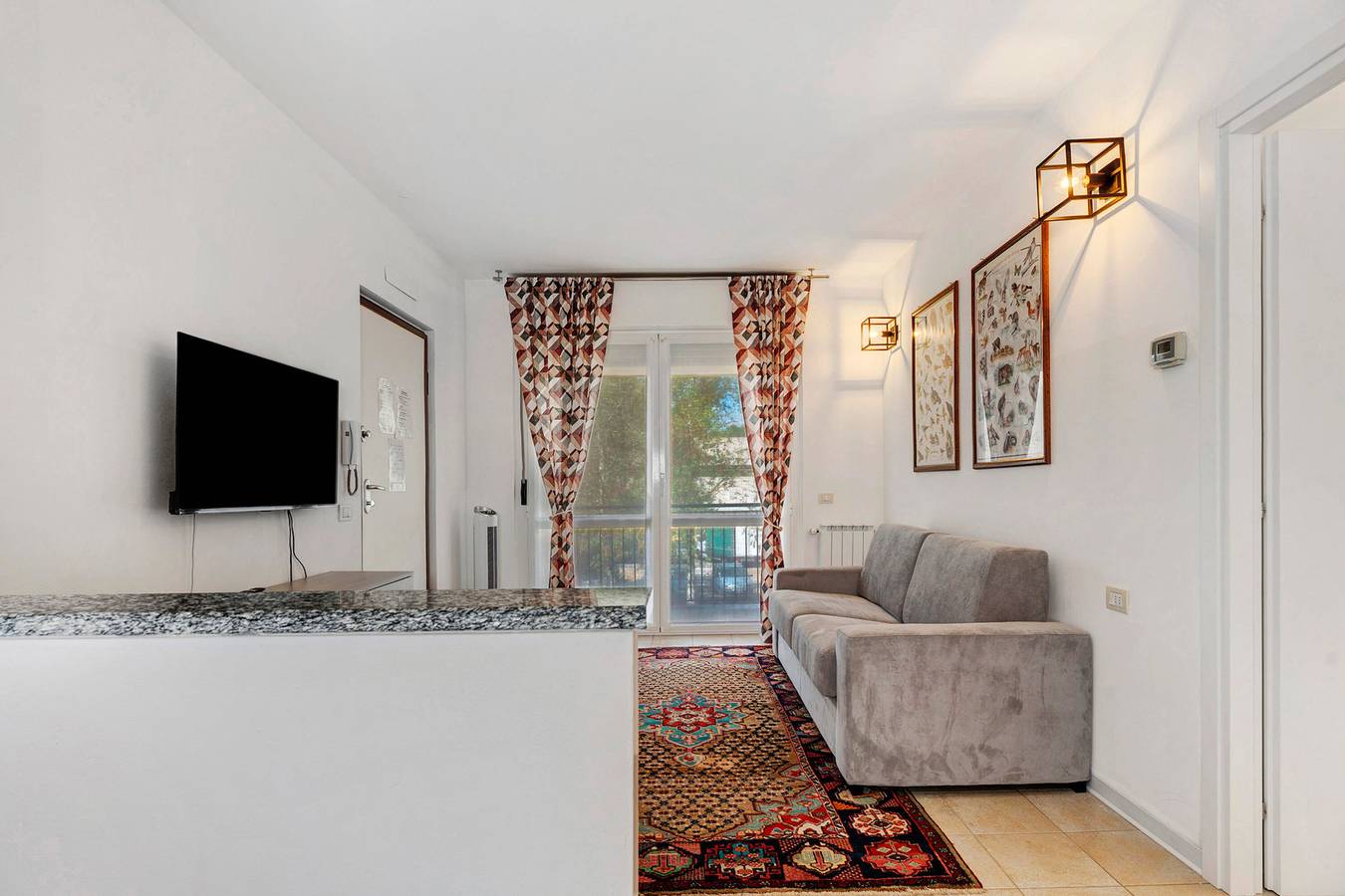 Apartamento entero, Apartamento '9' con jardín compartido, balcón y Wi-Fi in Lonate Pozzolo, Provincia de Varese