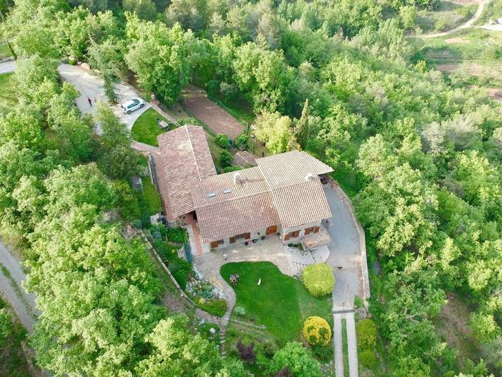 Casa rural para 9 personas, con vistas además de piscina y jardín, Se admiten mascotas en Bages - 4