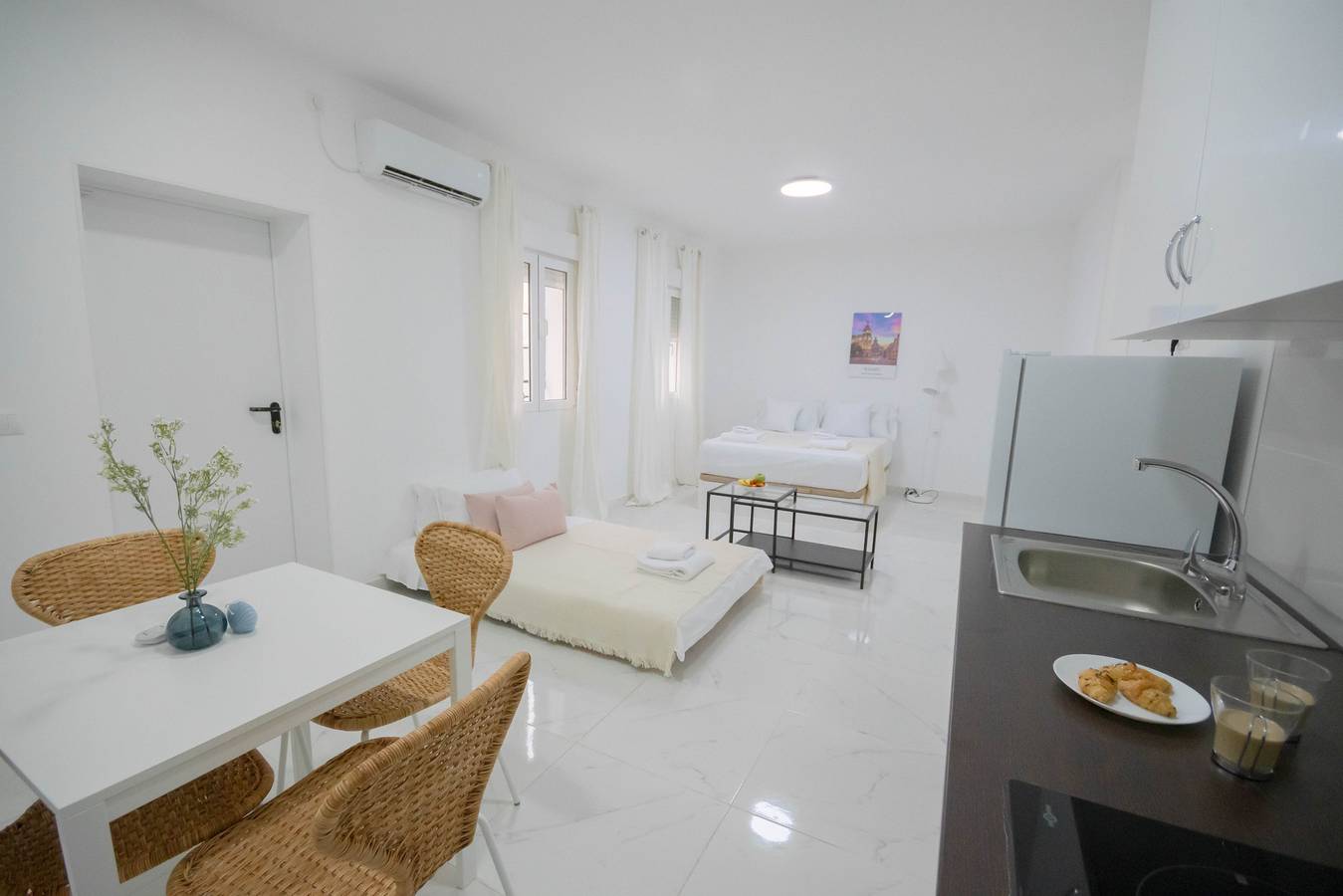 Estudio entero, M (Mlu4B2) Tetuan "El Retiro" in Tetuán (desambiguación), Madrid