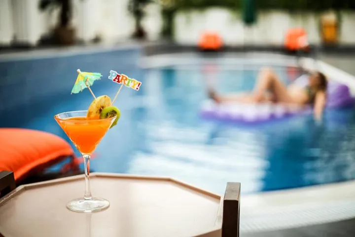 Hotel for 5 people, with pool and garden as well as view - 1
