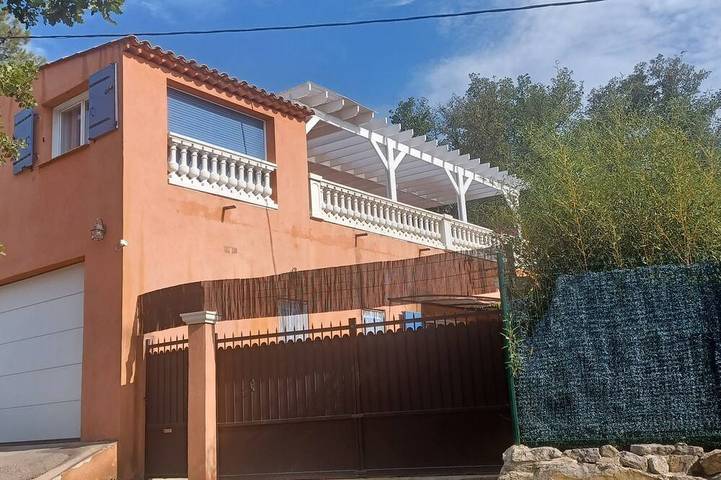 Luxuriöse provenzalische Villa an der französischen Riviera in ruhiger Lage mit Balneopool ncc, 6p in Vidauban, Draguignan Region