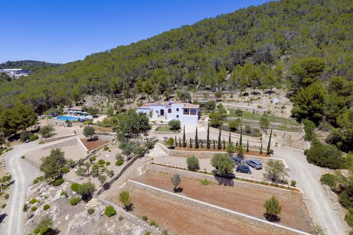 Gorgeous Ibiza Villa | Can Rosetta | 6 Bedrooms | Private Pool & Air-Conditioned | San Antonio in Sant Antoni de Portmany, West Ibiza