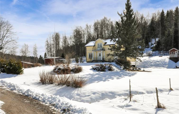 Ferienhaus für 6 Personen mit Garten in Eda