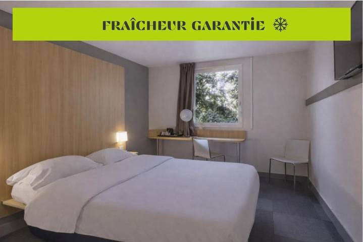 Hôtel pour 2 personnes, animaux acceptés dans Aquarium de la Rochelle