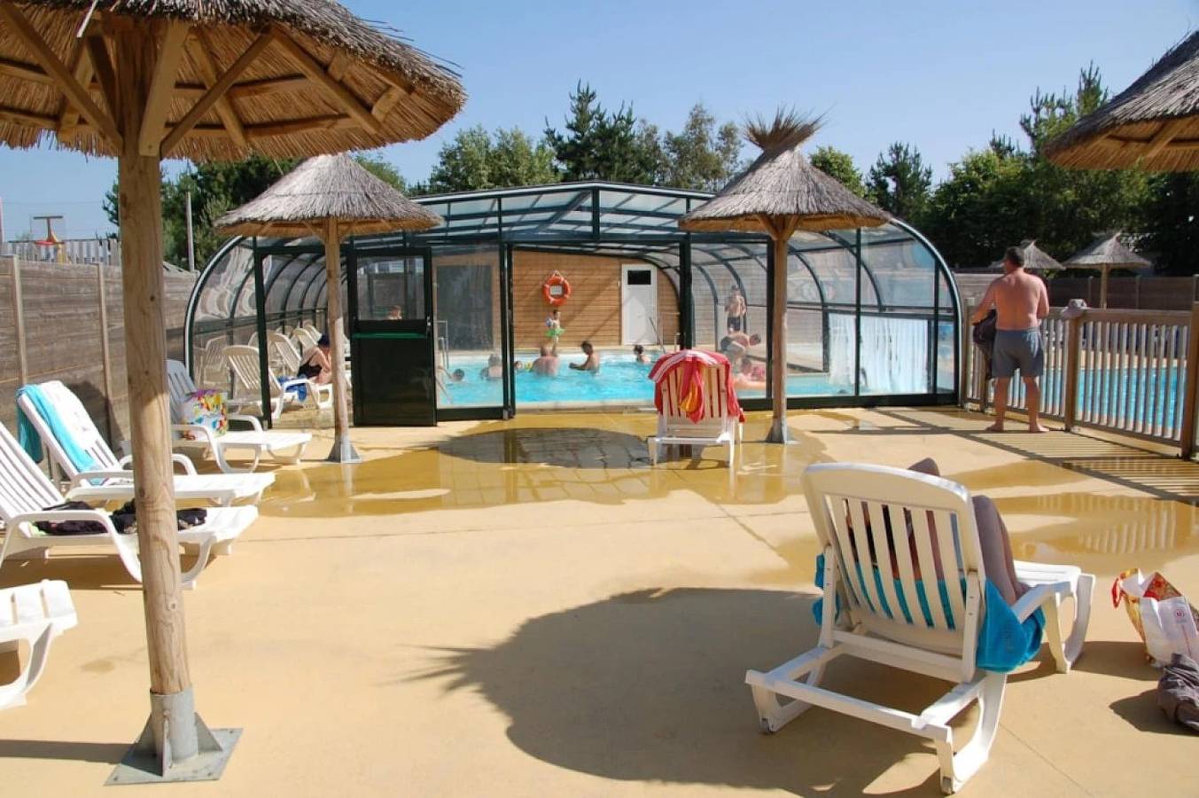 Camping 3 étoiles - Piscine - à 2 minutes des plages in Penvénan, Côte de Granit Rose