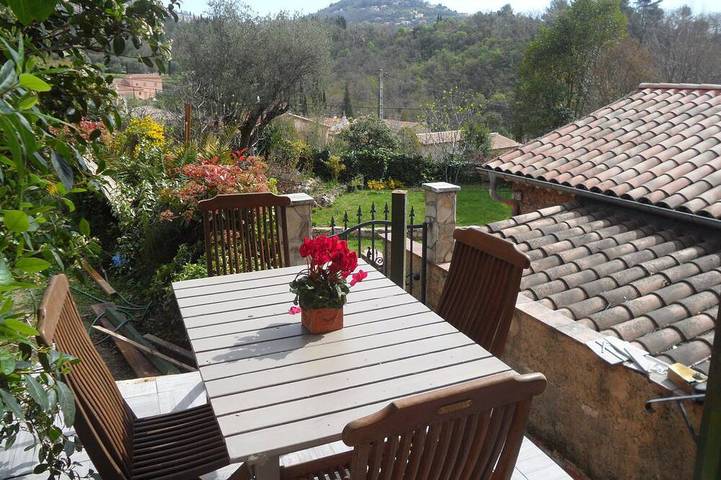 Maison de vacances pour 4 personnes, avec jacuzzi ainsi que terrasse et jardin, animaux acceptés