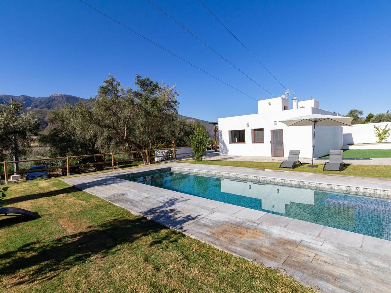 Cortijo en la Alpujarra con piscina privada, jardín y wifi in Órgiva, Provincia de Granada