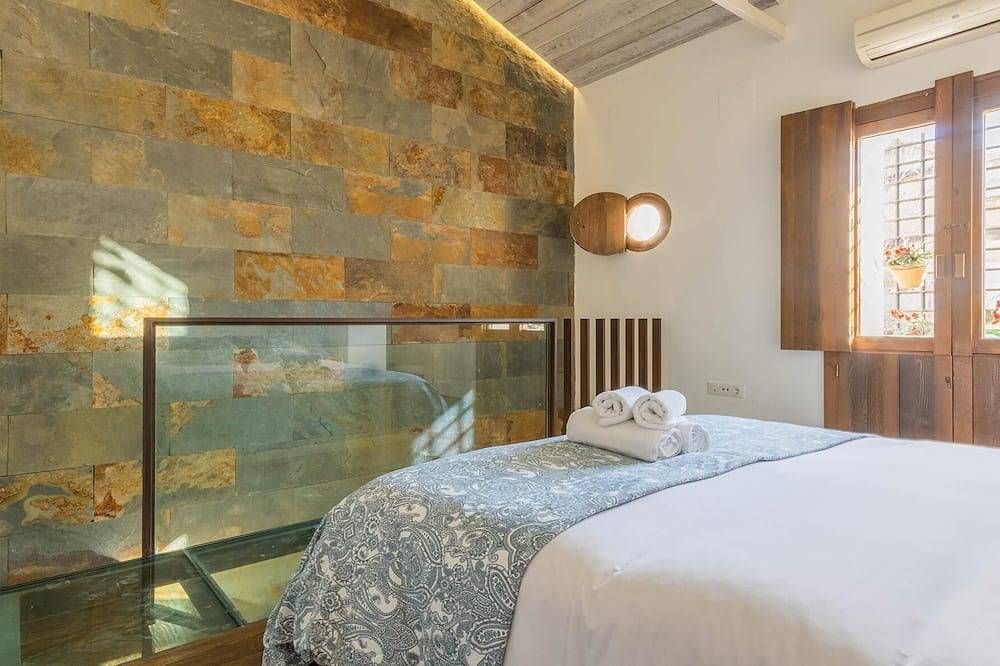 Entire apartment, Sueños de la Judería Centro Córdoba ⭐⭐⭐⭐ in Distrito Centro (Córdoba), Cordoba