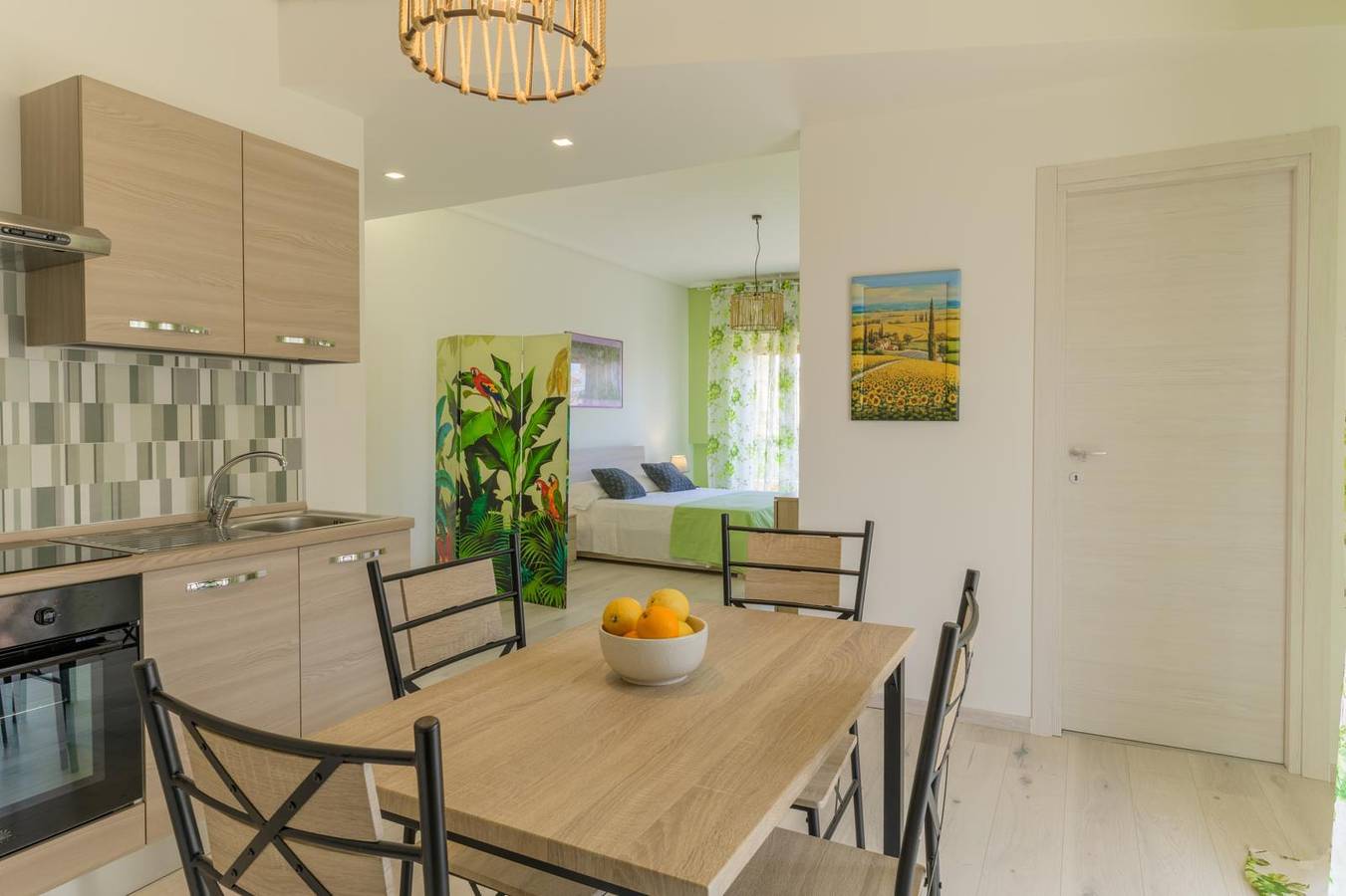 Apartamento entero, Giove, appartamento vacanze in Sicilia a 100 m dal mare e dalla spiaggia in Marina di Ragusa, Provincia de Ragusa