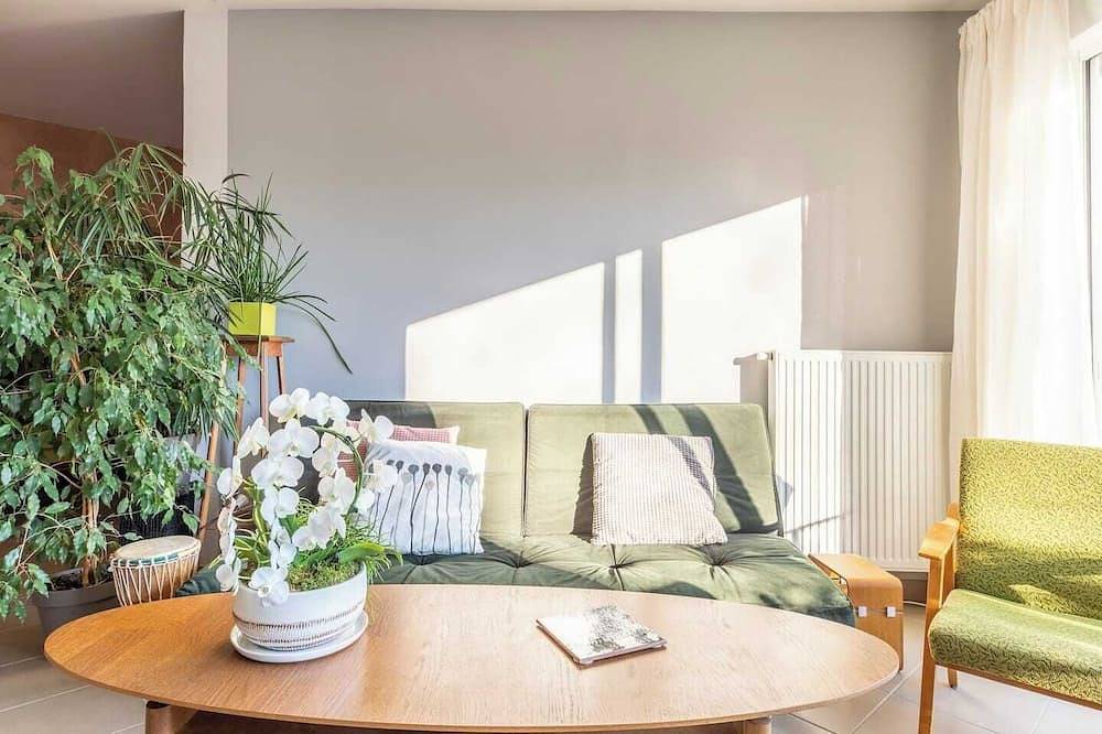 Appartement entier, Horizon feng shui - grand appartement avec vue et jardin in Ceyrat, Parc naturel régional des Volcans d'Auvergne