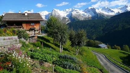 Location de vacances pour 12 personnes, avec balcon et jardin en Haute-Savoie