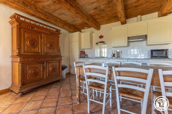Le gîte de la Chaleille in Tauves, Volcans d'Auvergne Regional Nature Park