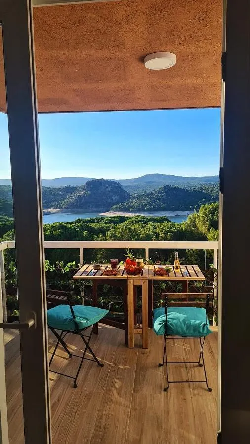 Apartamento de vacaciones para 6 personas, con vistas y terraza además de jardín y vistas al lago, Se admiten mascotas - 1